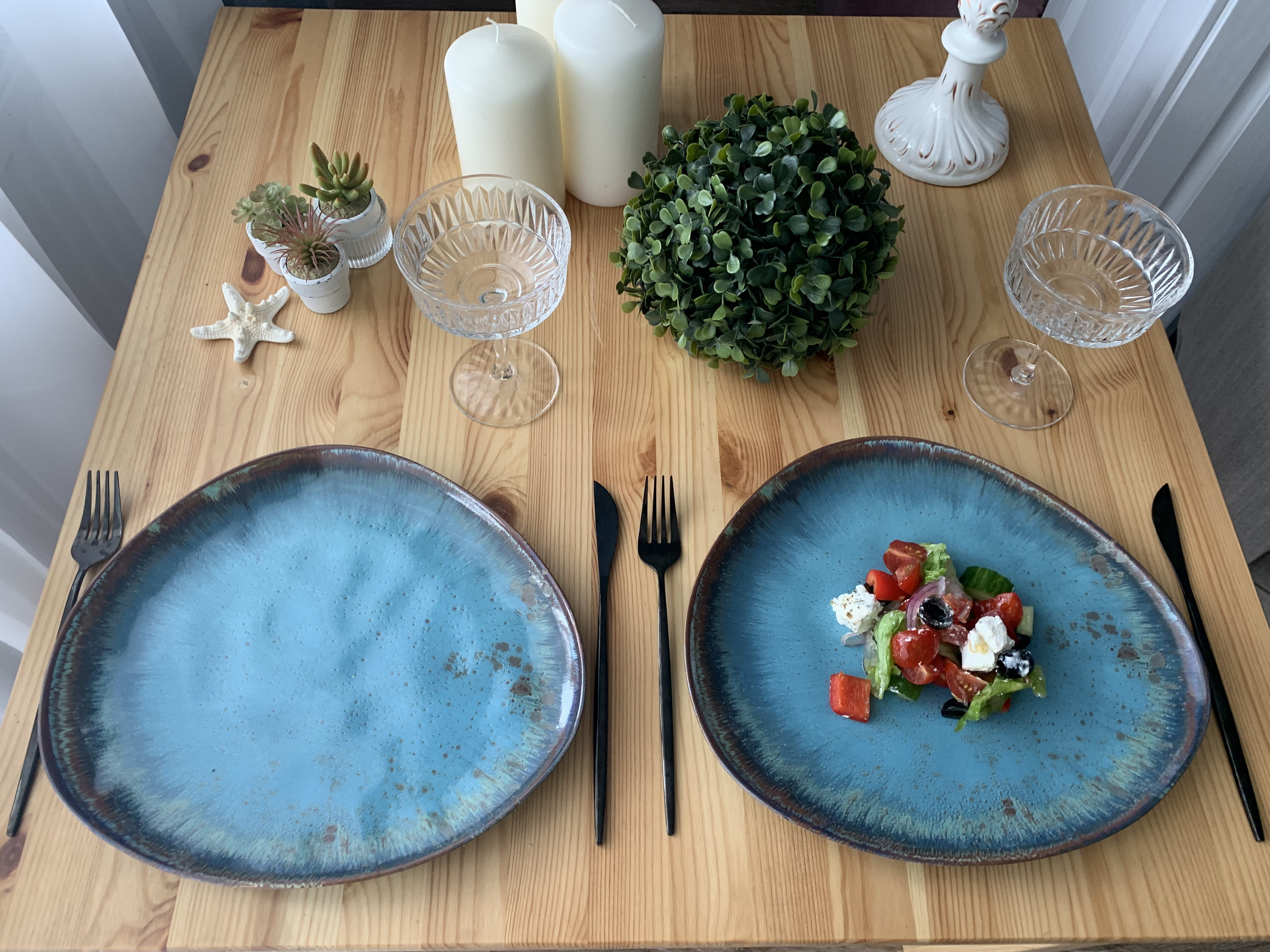 Muted Nordic bowl with birch tones illustrating calm kitchen storytelling from Gharvynnzik